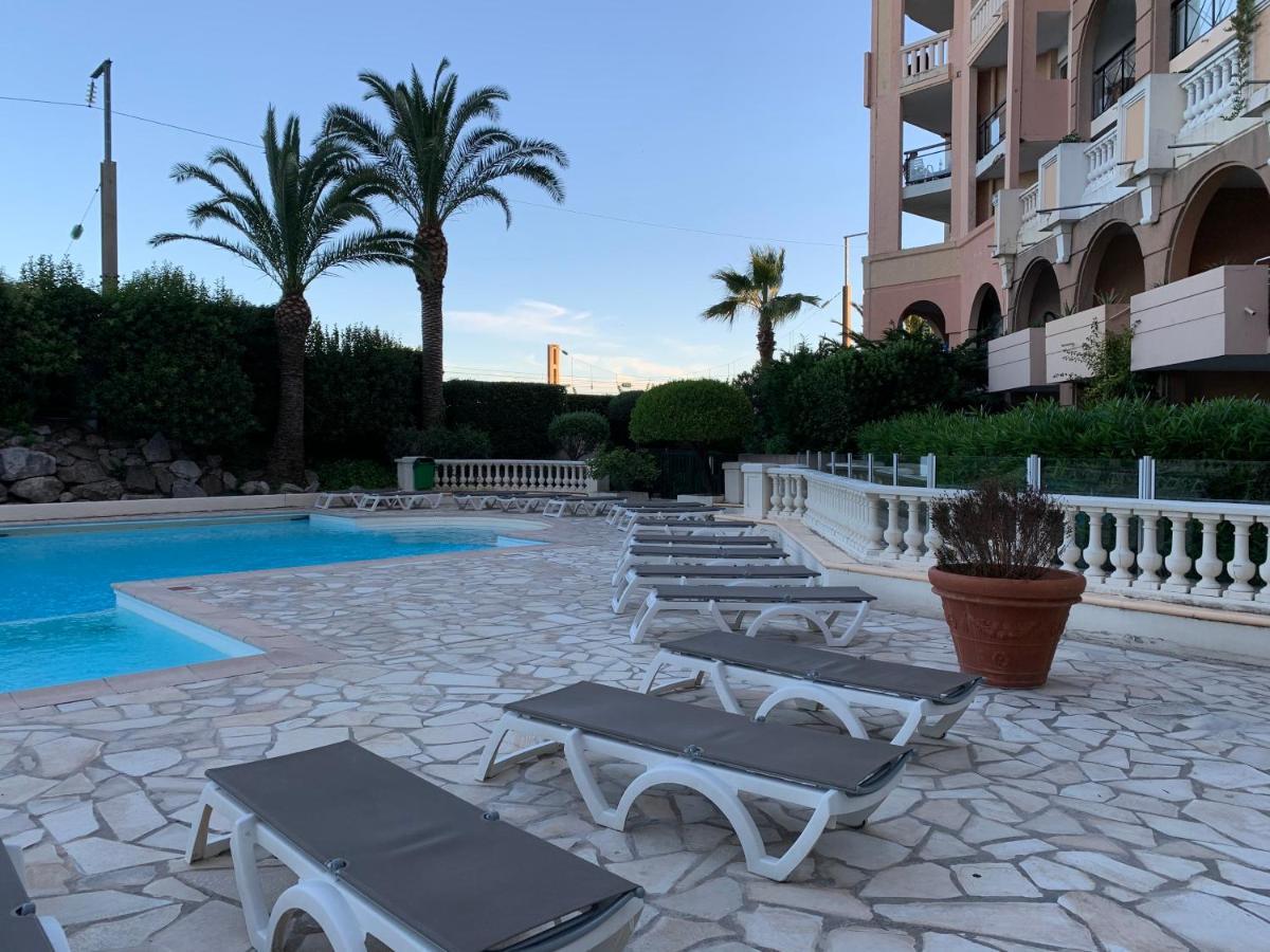 Le Palm Azur - Vue Mer Sur Les Iles De Lerins Cannes Esterno foto